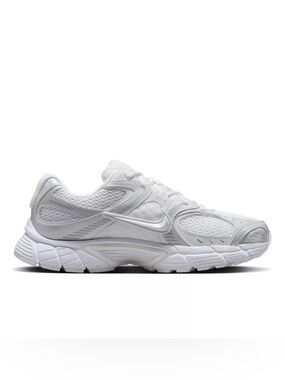 Women's Nike V5 RNR Sneakers